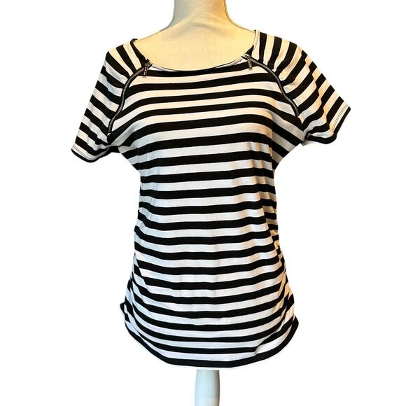 Michael Kors Short Sleeved Striped Top Size Large Side Ruching Flattering Layer - Picture 1 of 9